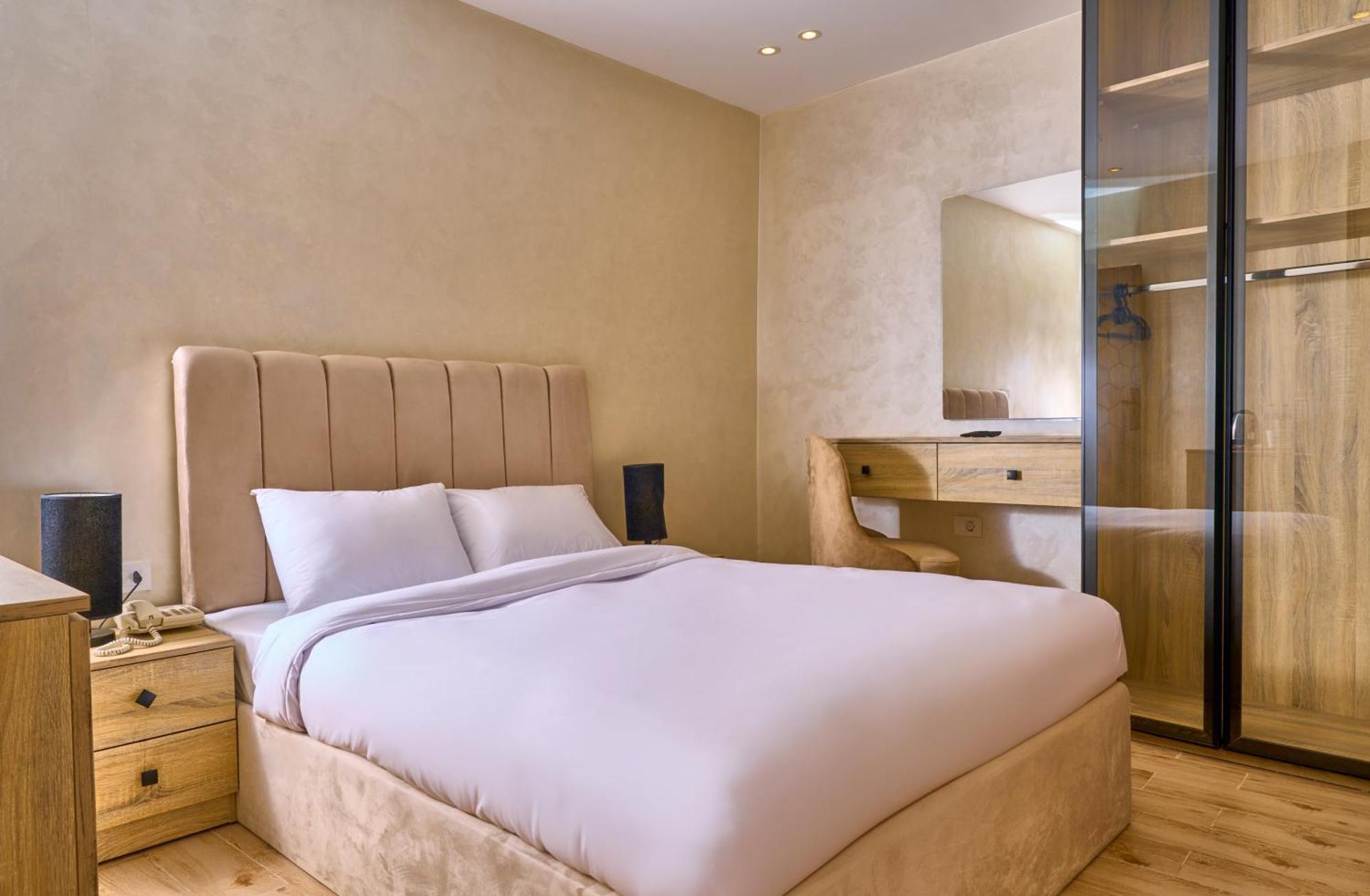 Hotel Cleopatra Tower Pyramid View Kafret el-Gabal Exterior foto
