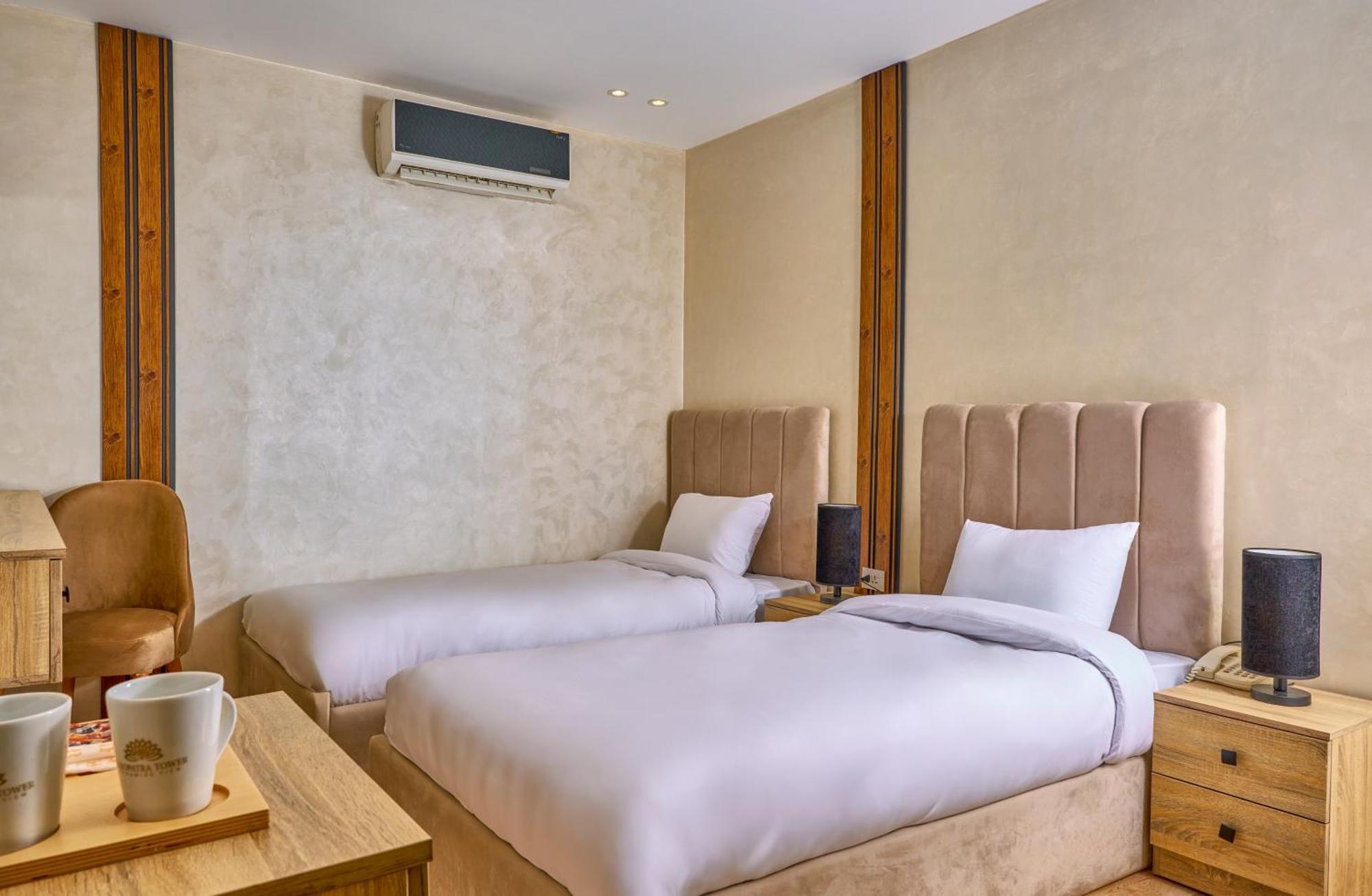 Hotel Cleopatra Tower Pyramid View Kafret el-Gabal Exterior foto